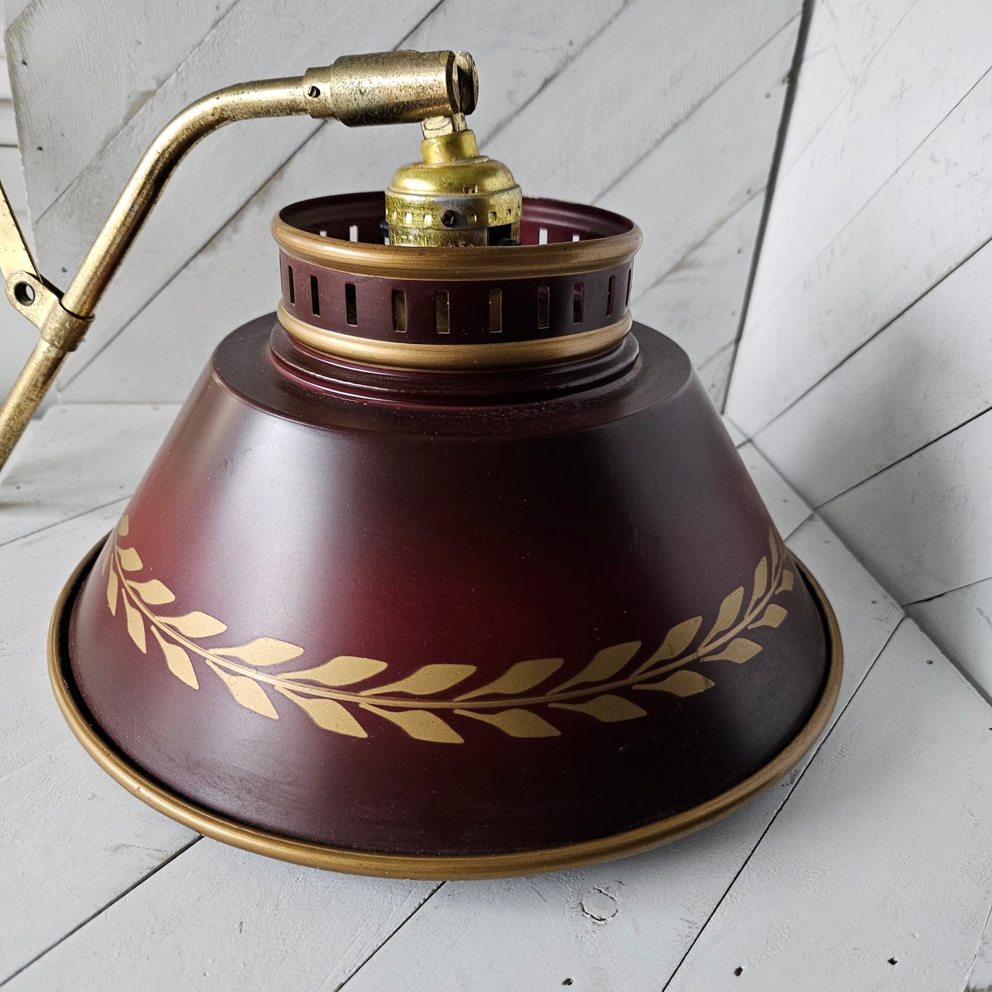 Toleware Accordian-Style Wall Lamp