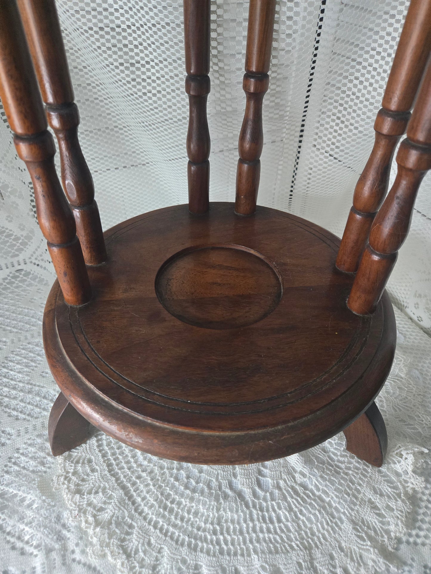 Vintage Dual Ashtray Smokers Stand