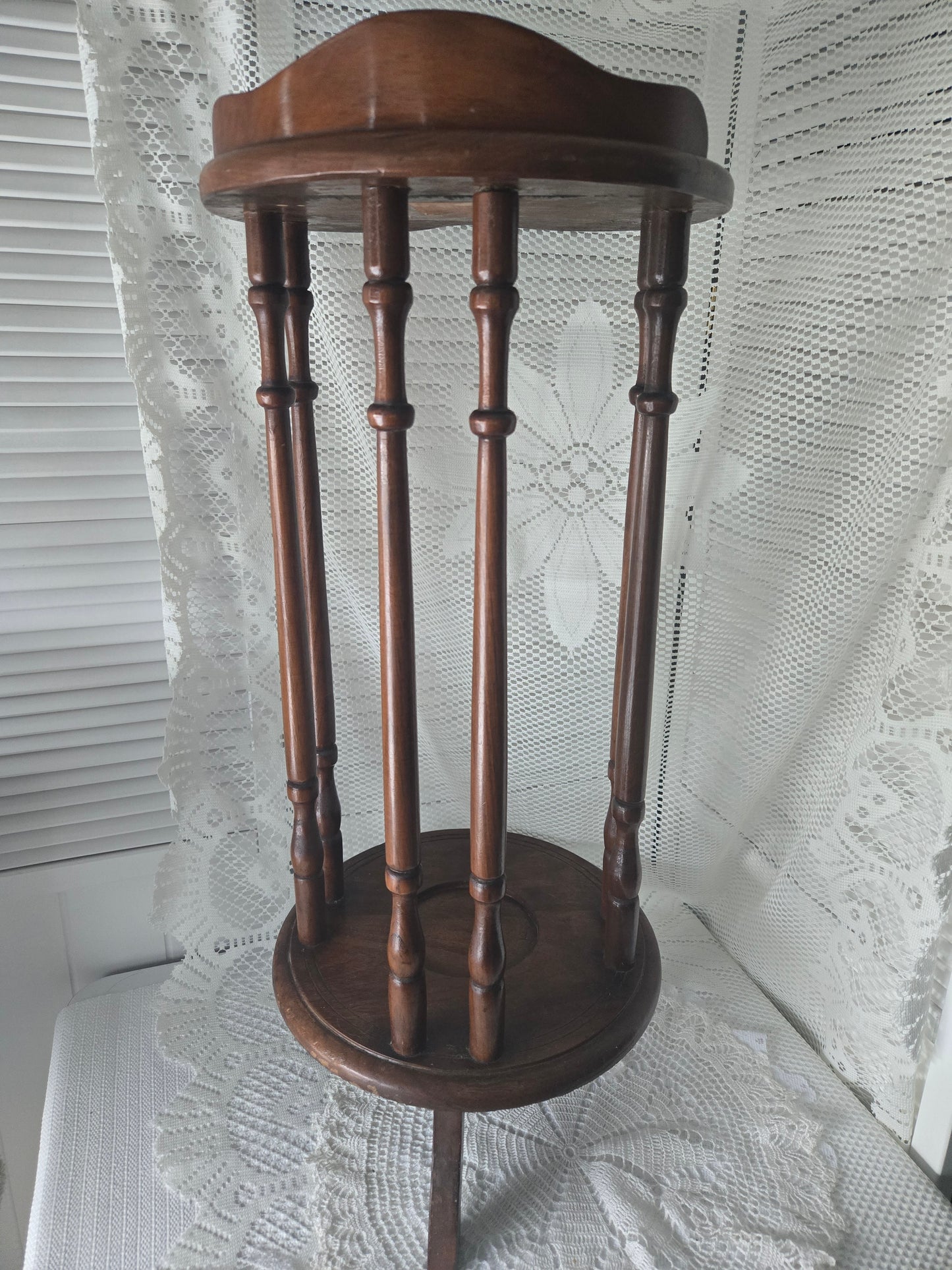 Vintage Dual Ashtray Smokers Stand