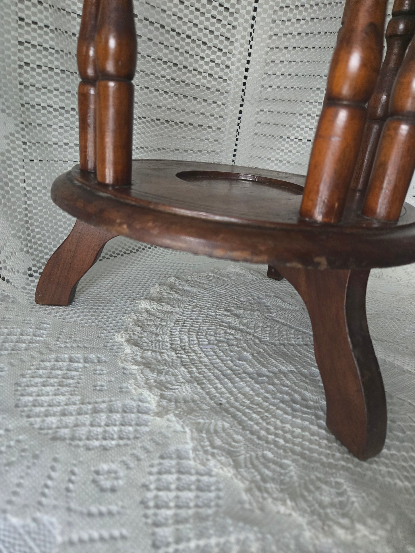 Vintage Dual Ashtray Smokers Stand