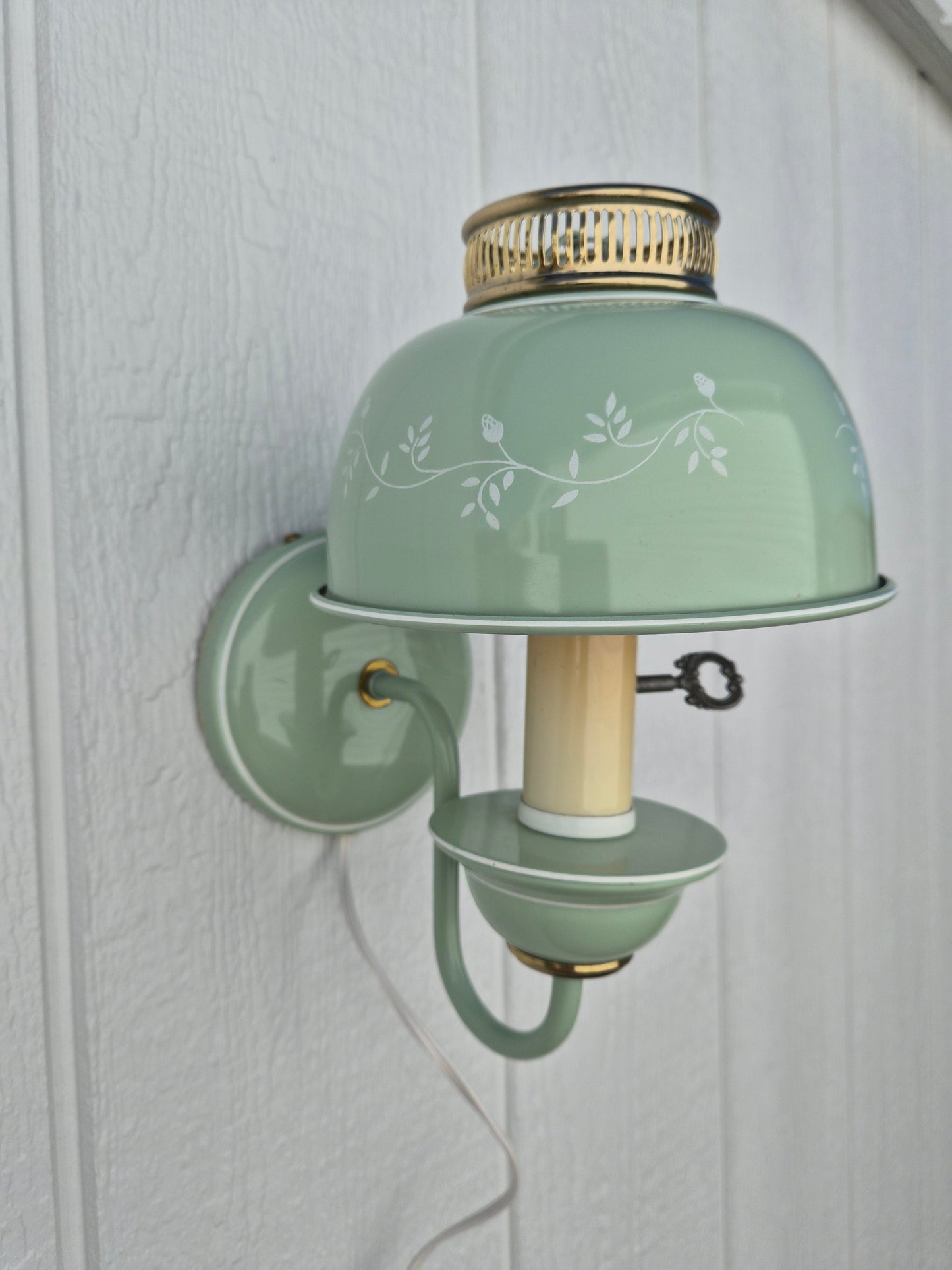 Toleware Mint Green Wall Sconce Light