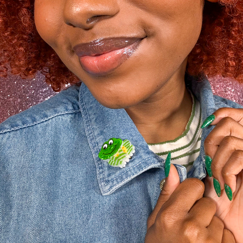 Erstwilder Frappé Mini Brooch