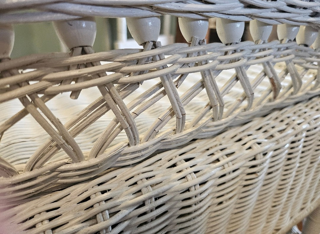 *SOLD* Vintage Wicker Desk/Vanity