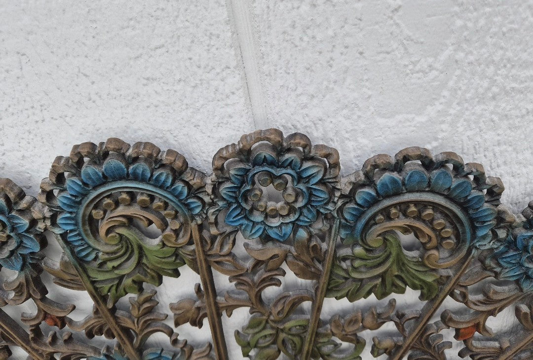 Retro Burwood Fan Wall Decor