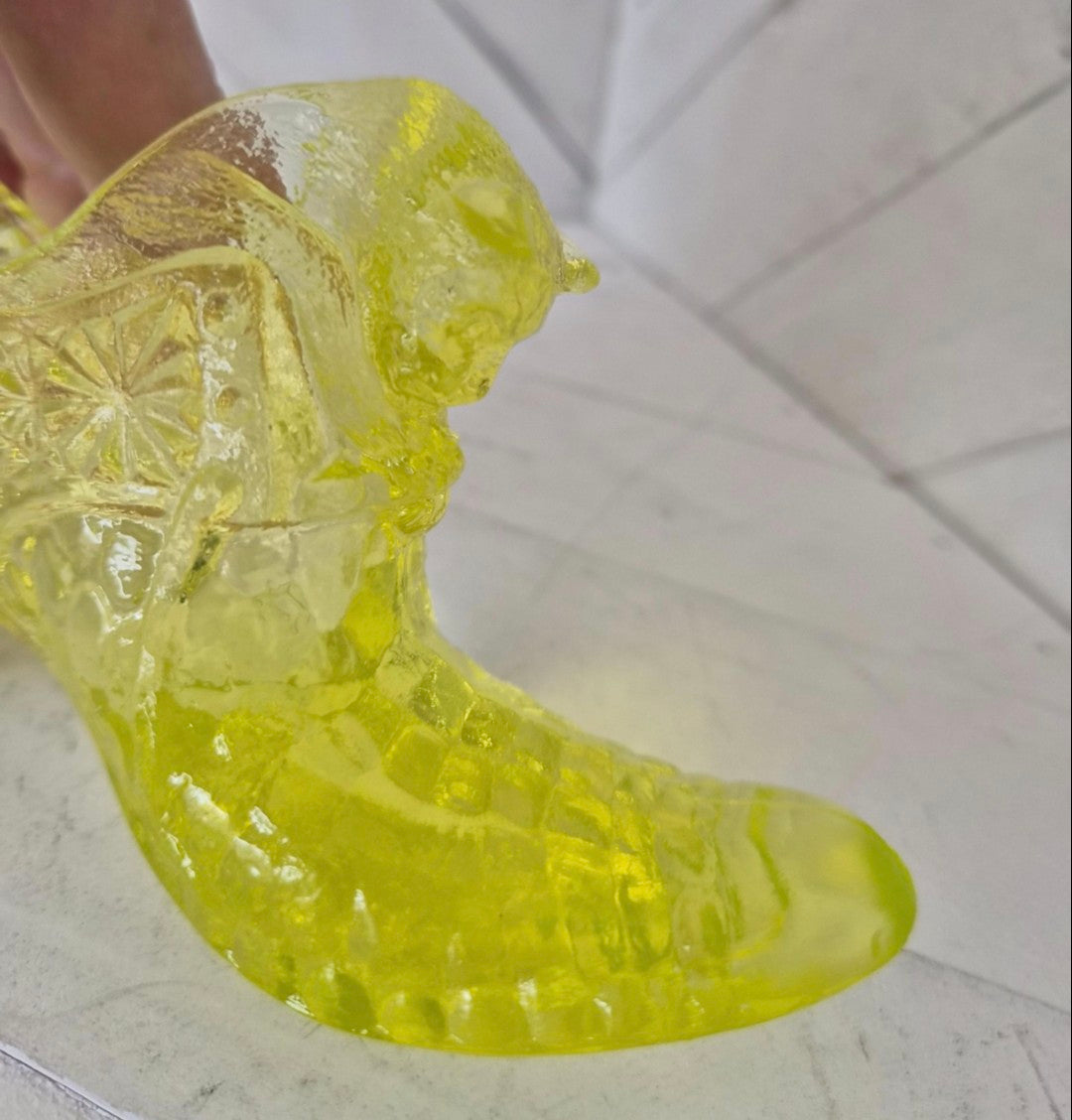 Uranium Fenton Glass Shoe