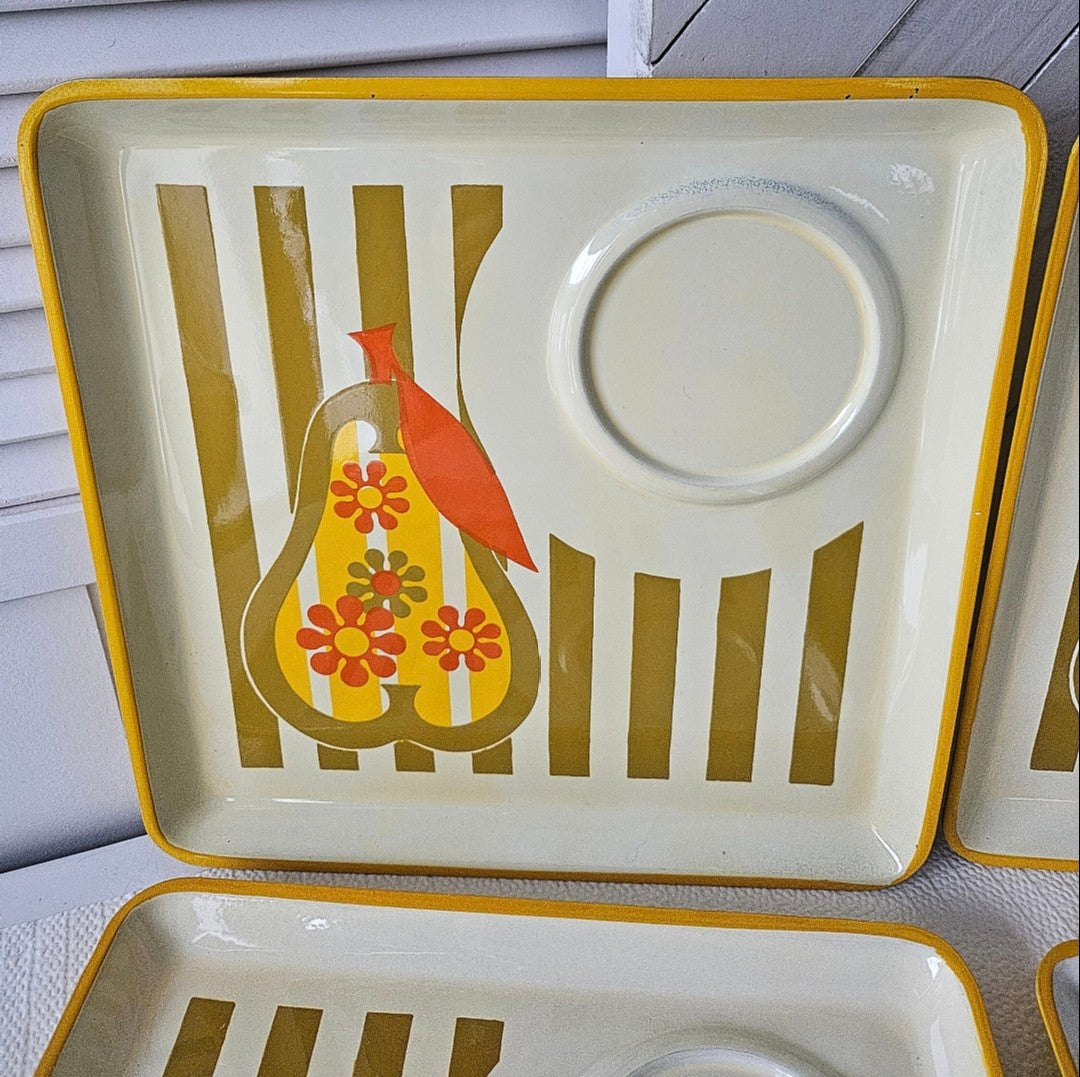 Mid Century Retro Sandwich Snack Plates