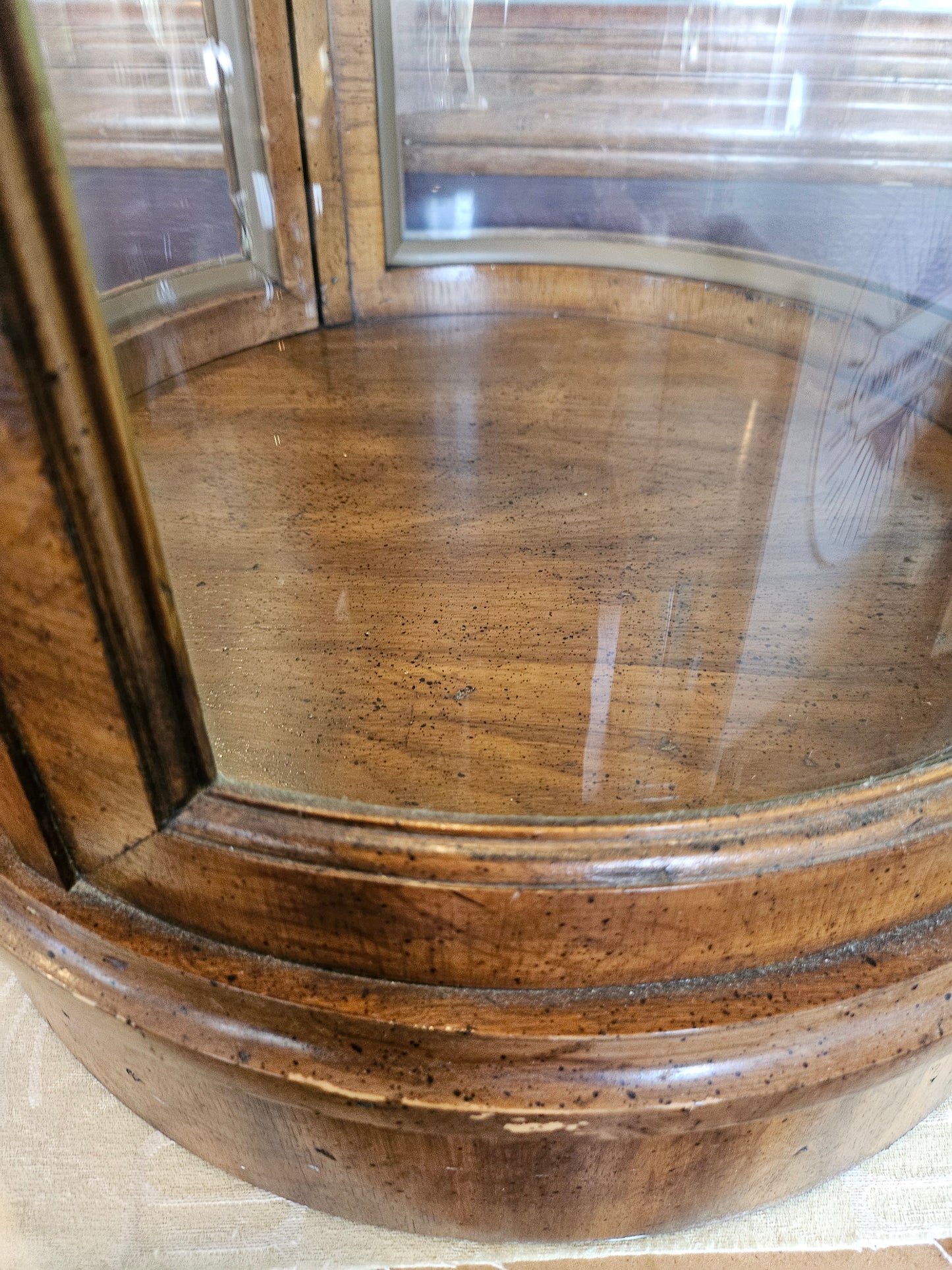 Mersman Round Curio Cabinet - *Local Pickup up Only in Clarence, NY*