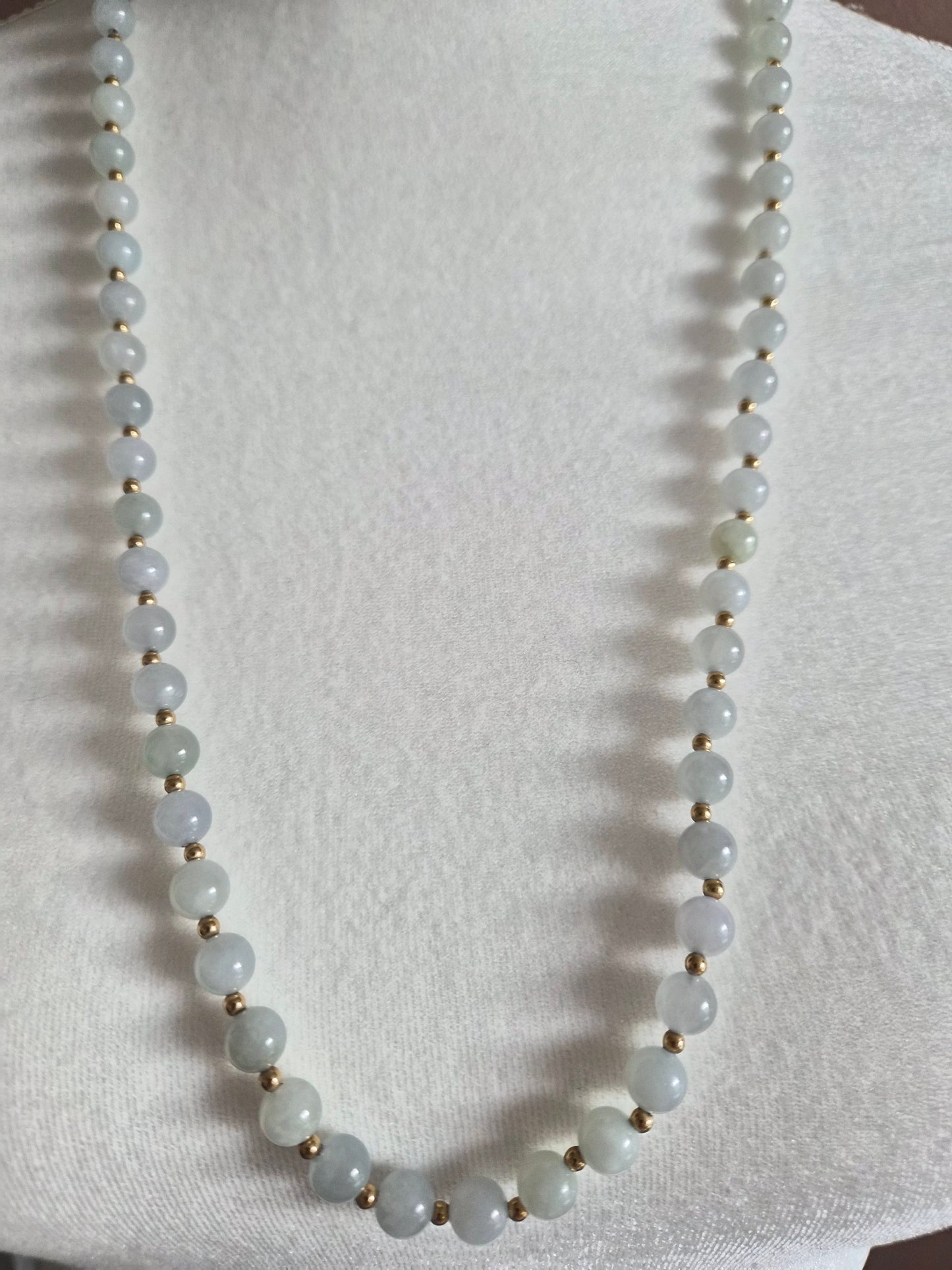 Lovely Vintage Jadeite Necklace