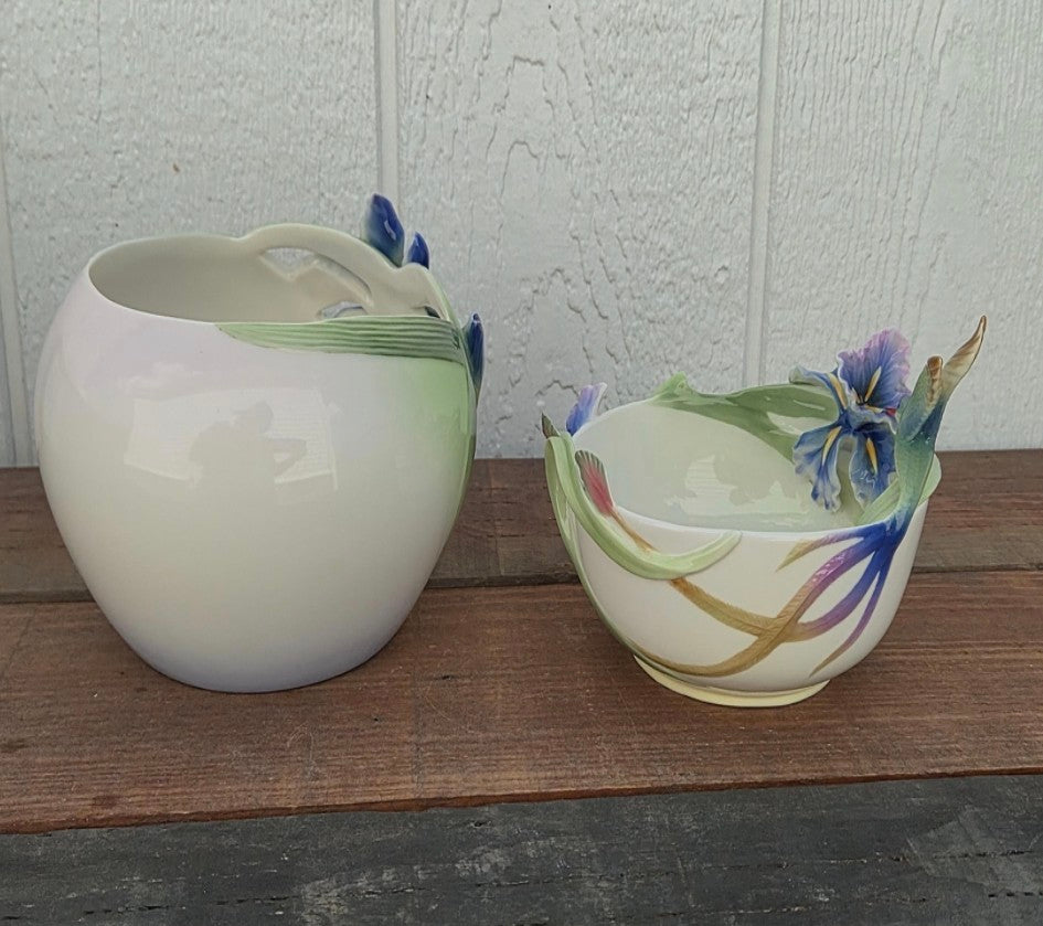 Franz Iris and Hummingbird Decorative Bowls (2)