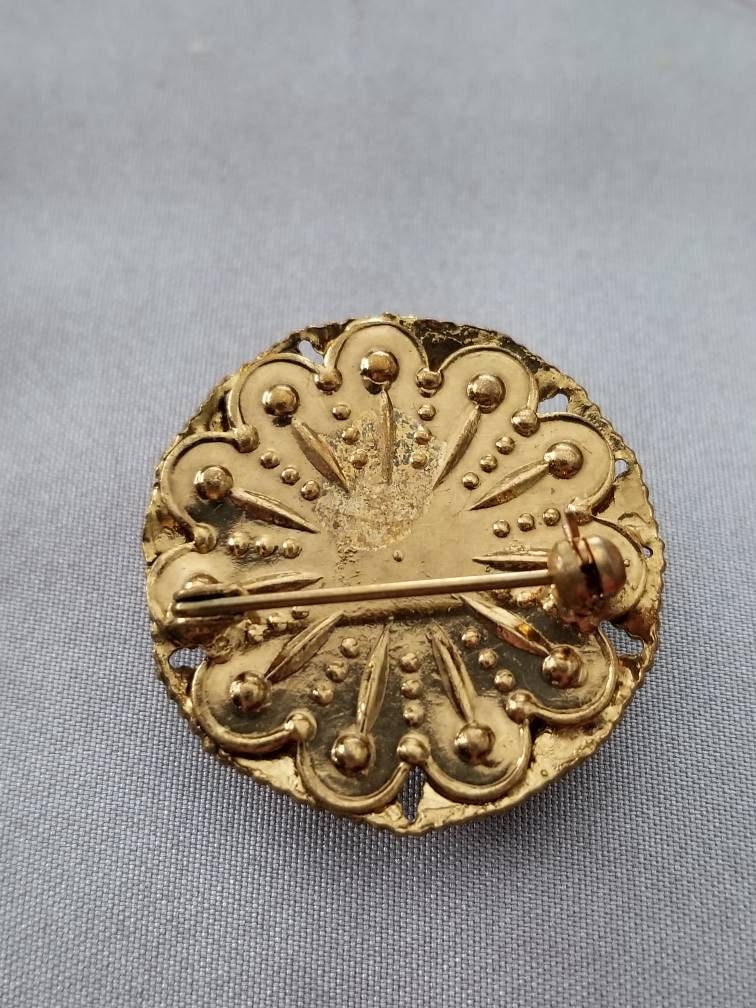 Gorgeous Blue Cabochon Lapis Brooch