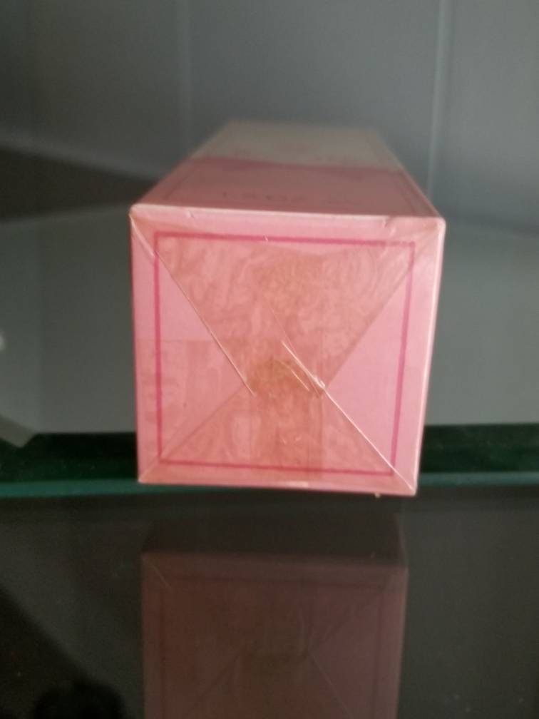 Rare Nettie Rosenstein NR The Mist of Fleur's d'Elle