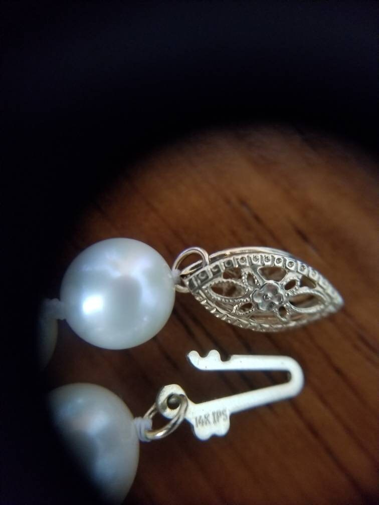 Vintage Necklace Strand of Pearls 14K