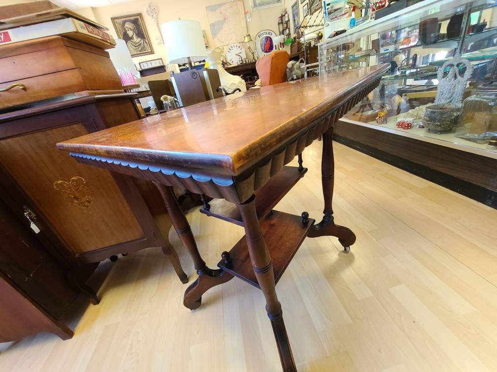 Antique Maple Occasional Parlor Table - Local  Pickup Only - East Aurora, NY