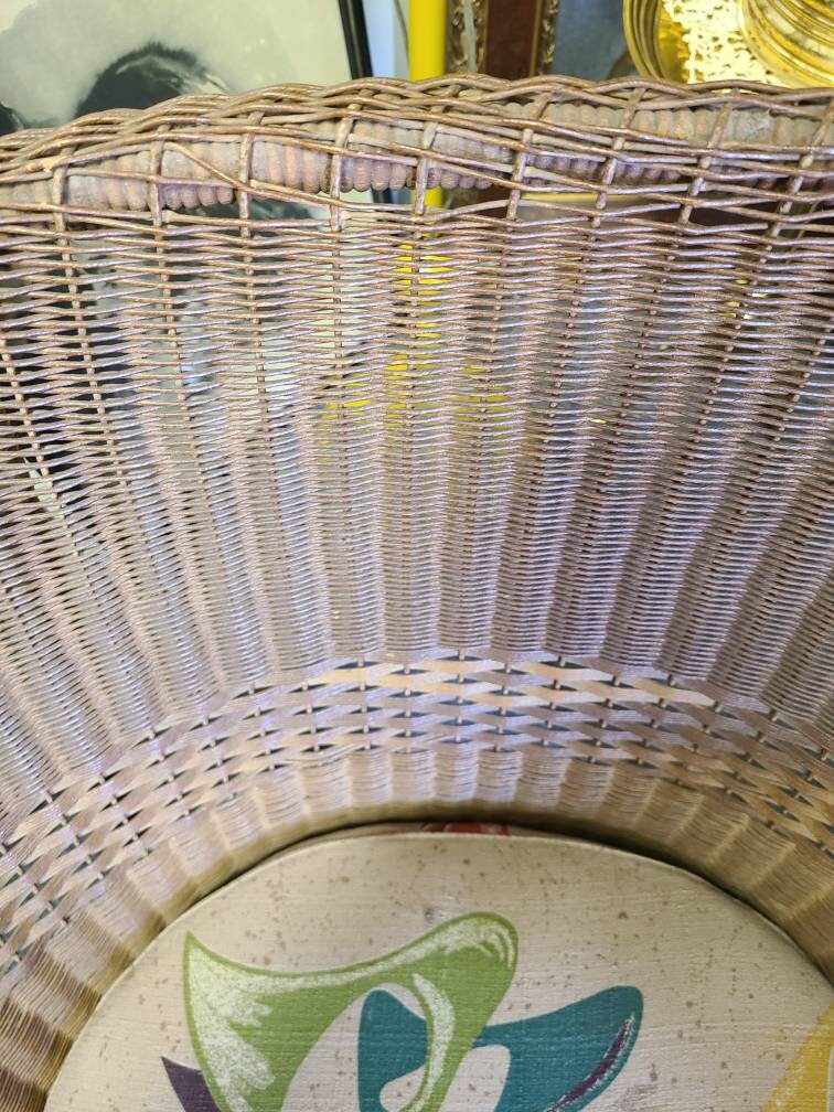 Vintage Lloyd Loom Rocking Chair *Local Pick up Only - East Aurora, NY*