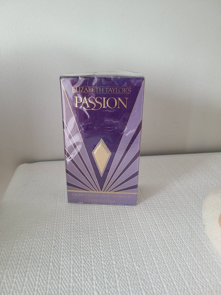 Passion Eau de Toilette Spray Elizabeth Taylor