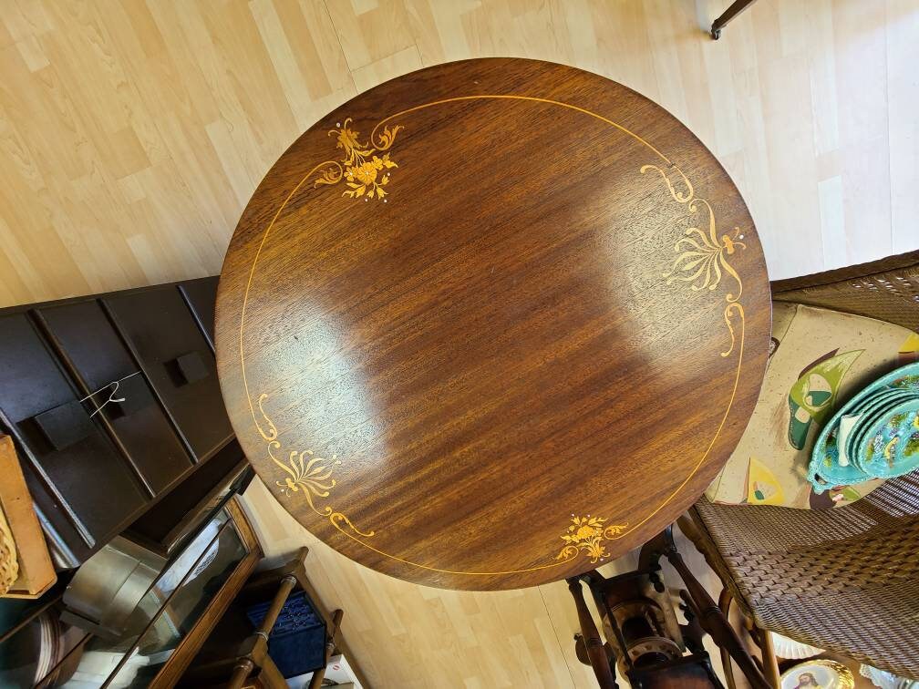Gorgeous Mahogany Inlaid Tilt Pie Table *Local Pickup Only* - East Aurora, NY
