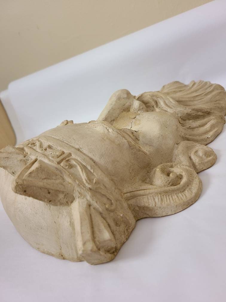 Vintage Canadian King Brian Boru Plaster Wall Plaque