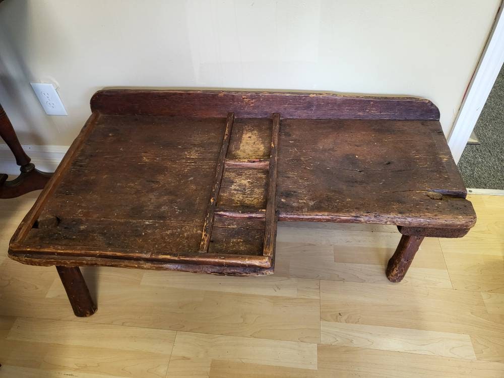 Primitive Cobblers Bench - Local Pick Up Only in East Aurora, NY