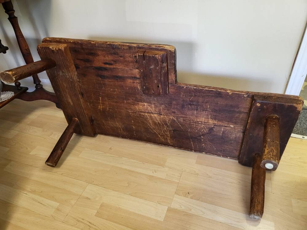 Primitive Cobblers Bench - Local Pick Up Only in East Aurora, NY