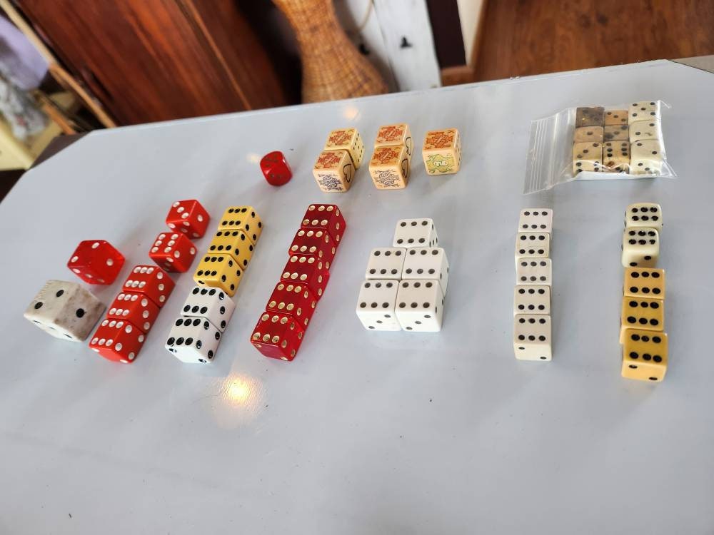 Vintage Various Dice Lot