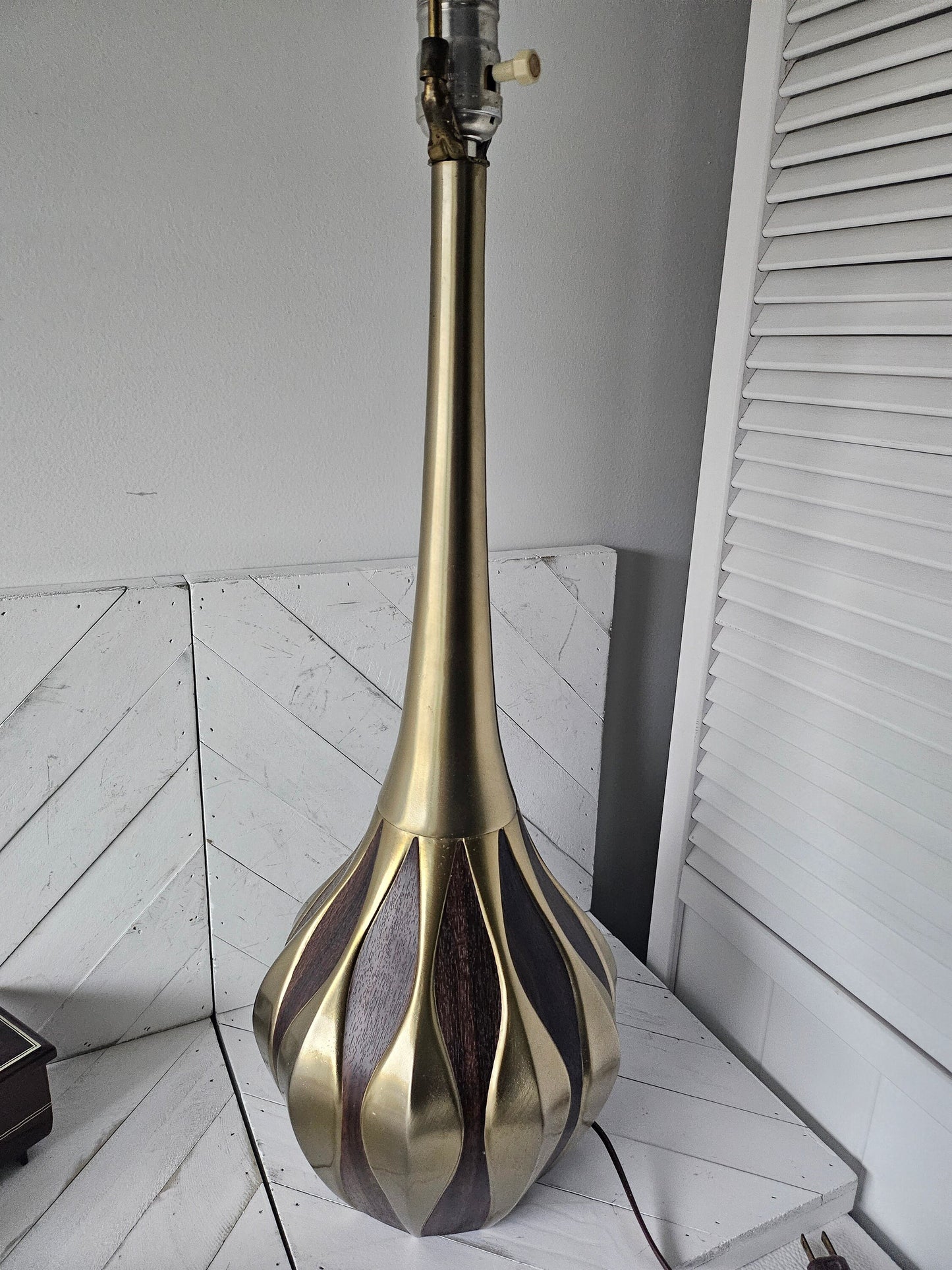 Mid Century Metal Teardrop Lamp