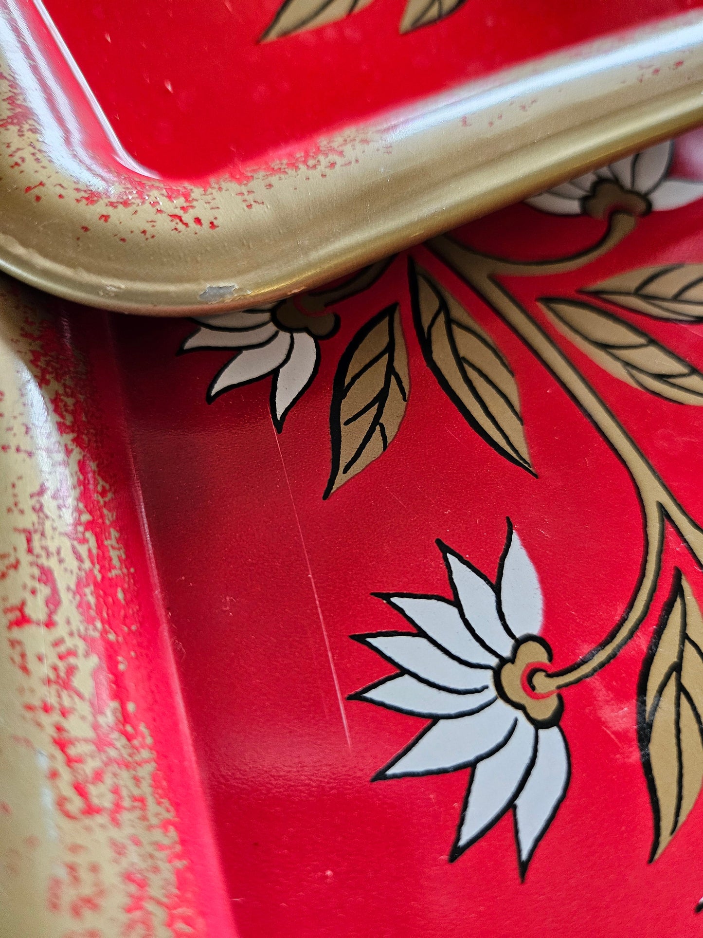 Daisy Mini Metal Coaster Trays (5)