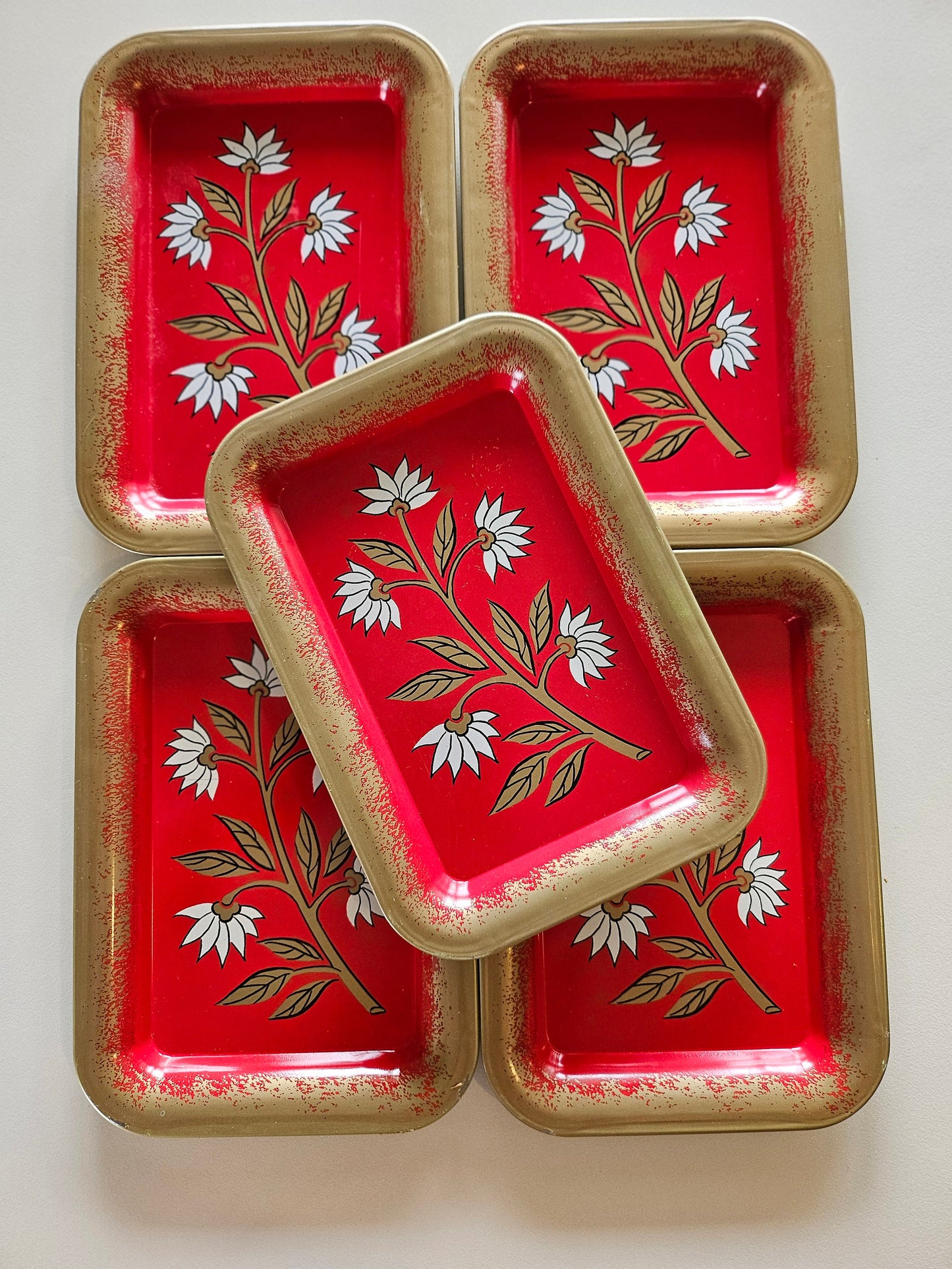 Daisy Mini Metal Coaster Trays (5)