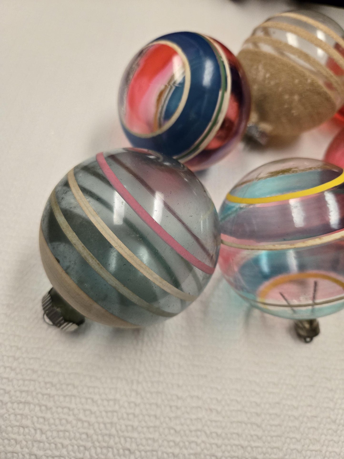 Vintage WW2 Ornament (Bulbs 15)