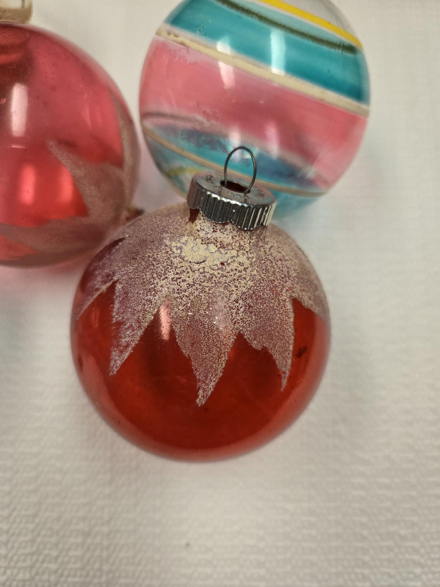 Vintage WW2 Ornament (Bulbs 15)