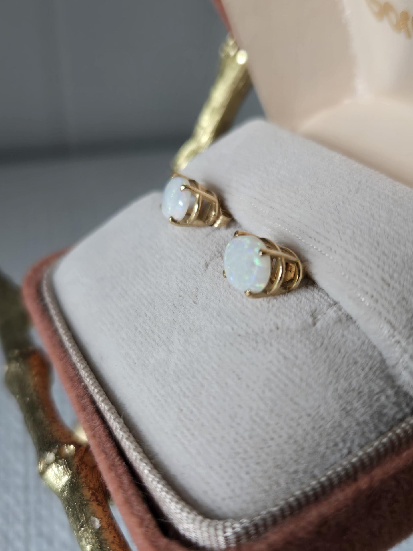 Vintage Opal Oval Stud Earrings 14K