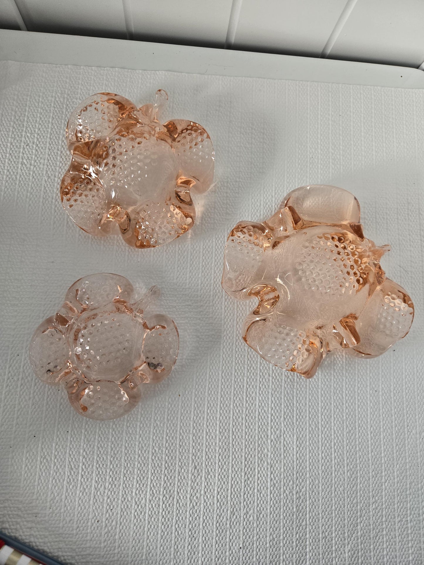 Pink 4-Leaf Clover Glass Ashtray Decor