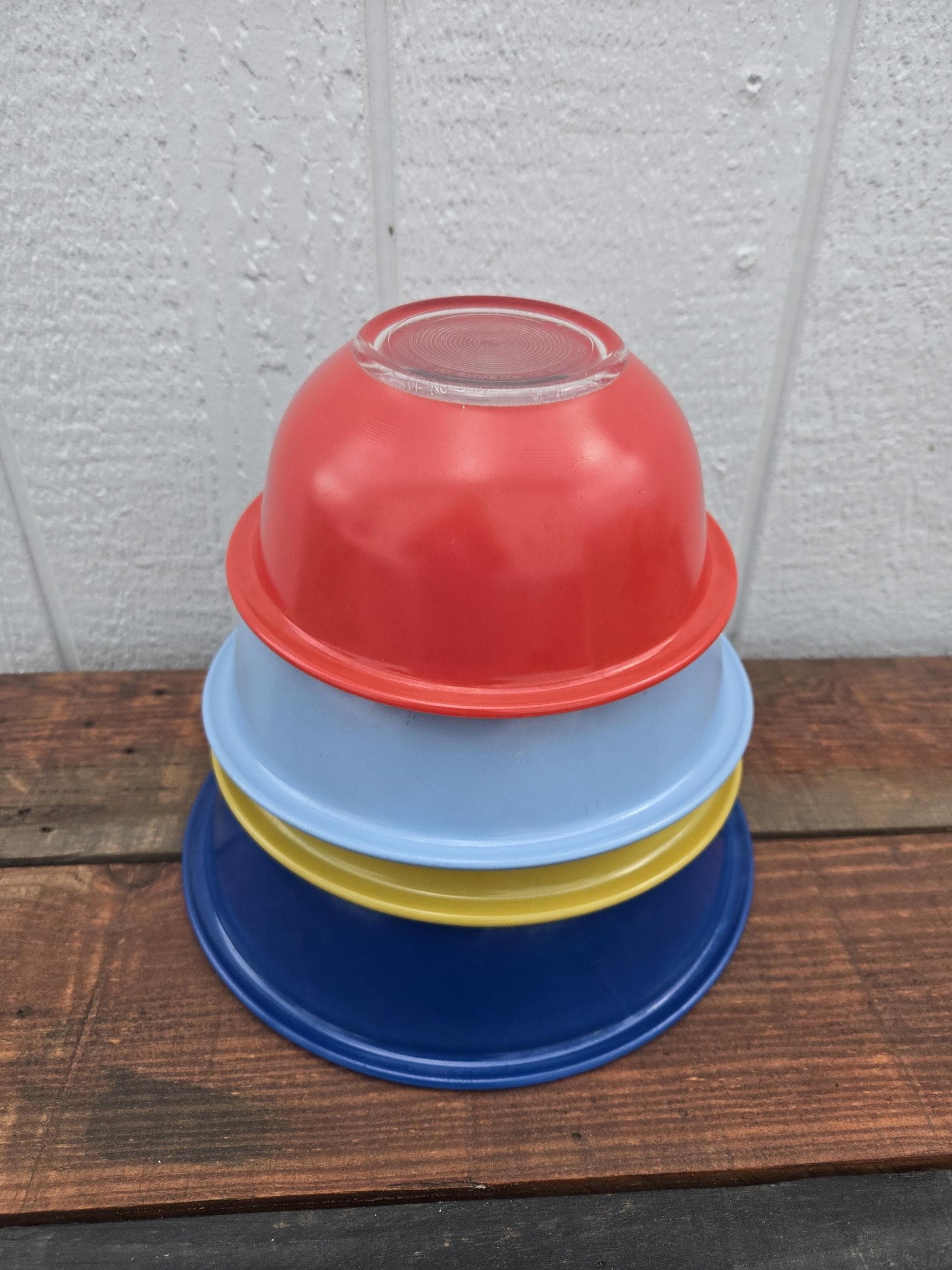 Vintage Pyrex Primary Colors Mixing Bowls (4)