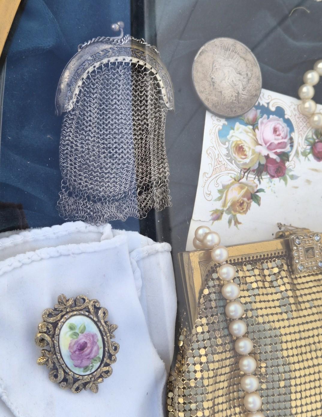 Vignette Bubble Framed Collage