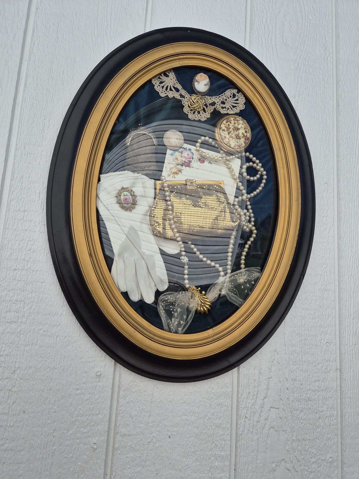 Vignette Bubble Framed Collage