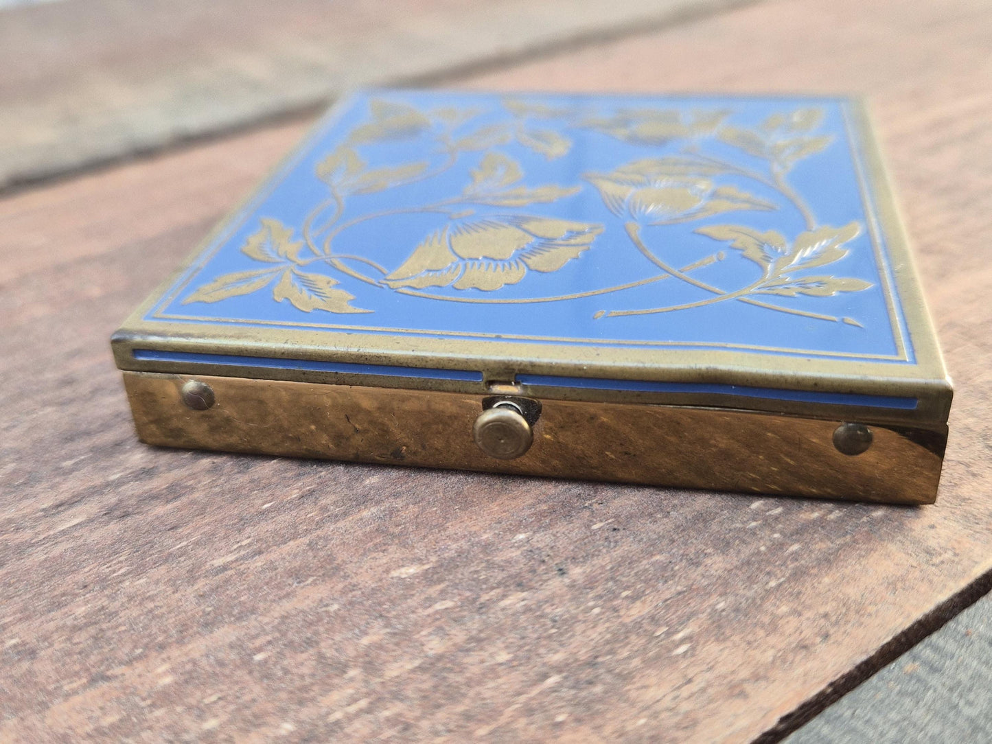 Floral Enamel Powder Compact