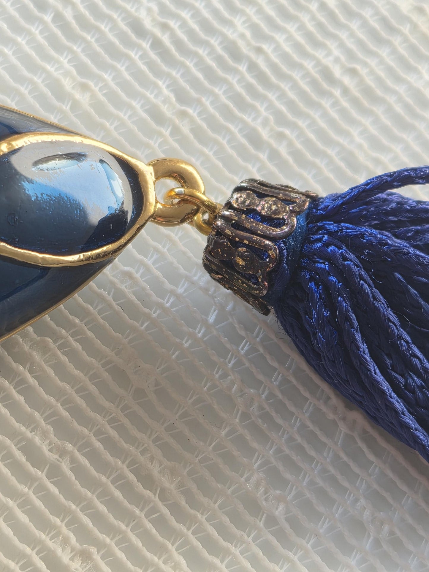 Vintage Avon Perfume Pendant Necklace