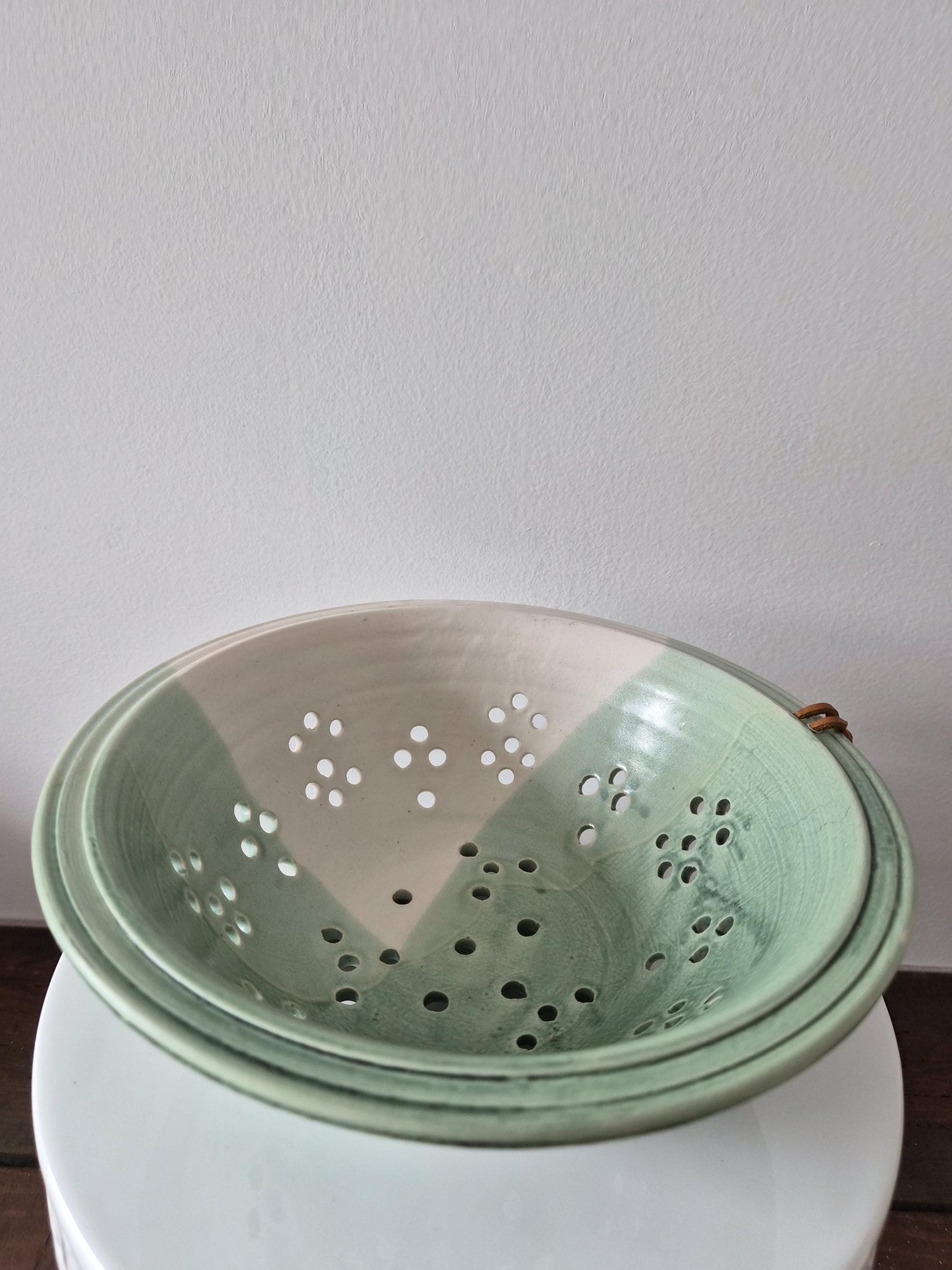 Pottery Berry Bowl Colander