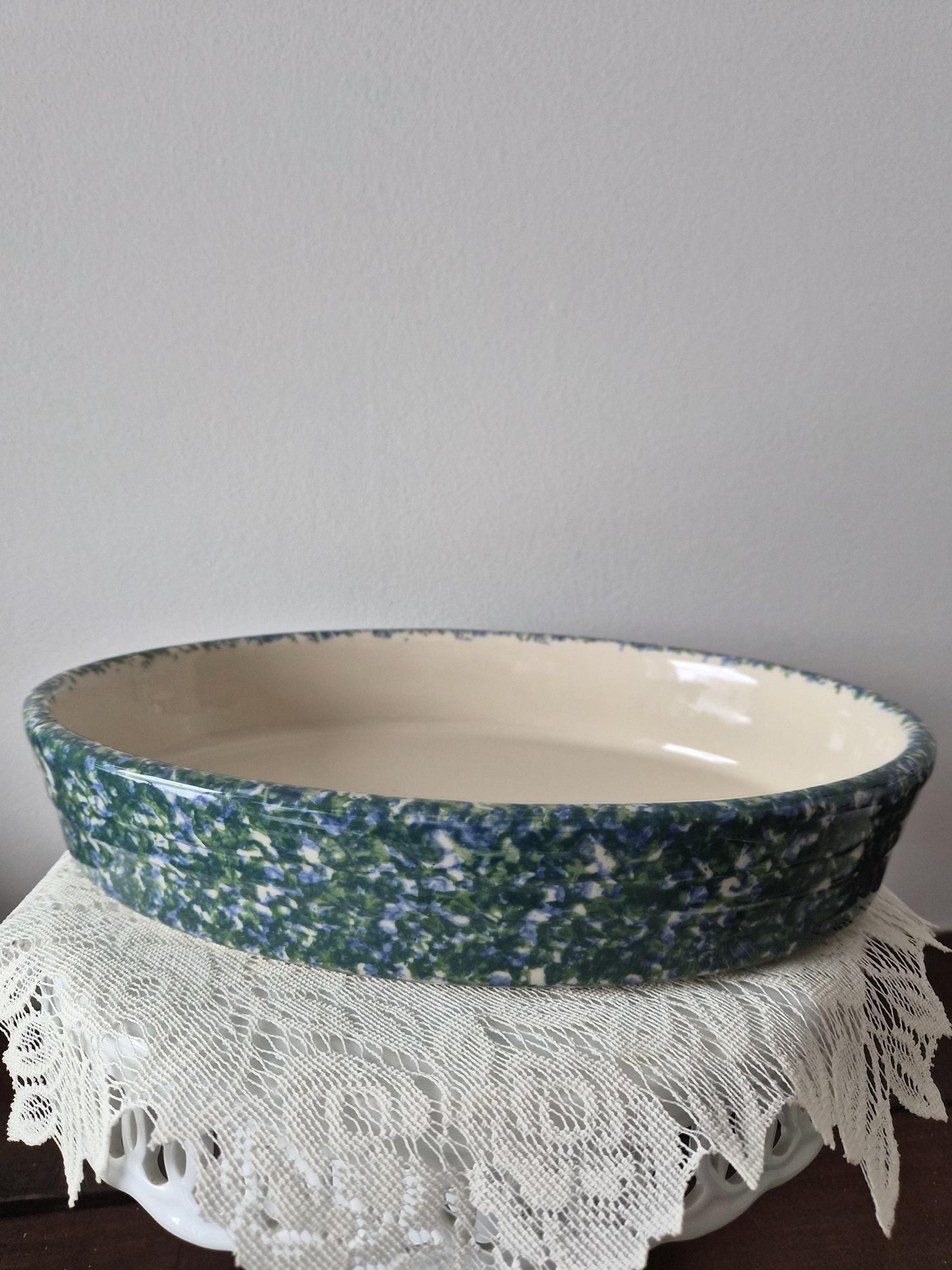 Roseville Spongeware Casserole - Gerald Henn