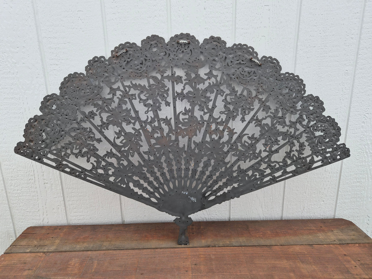 Burwood Fan Wall Decor