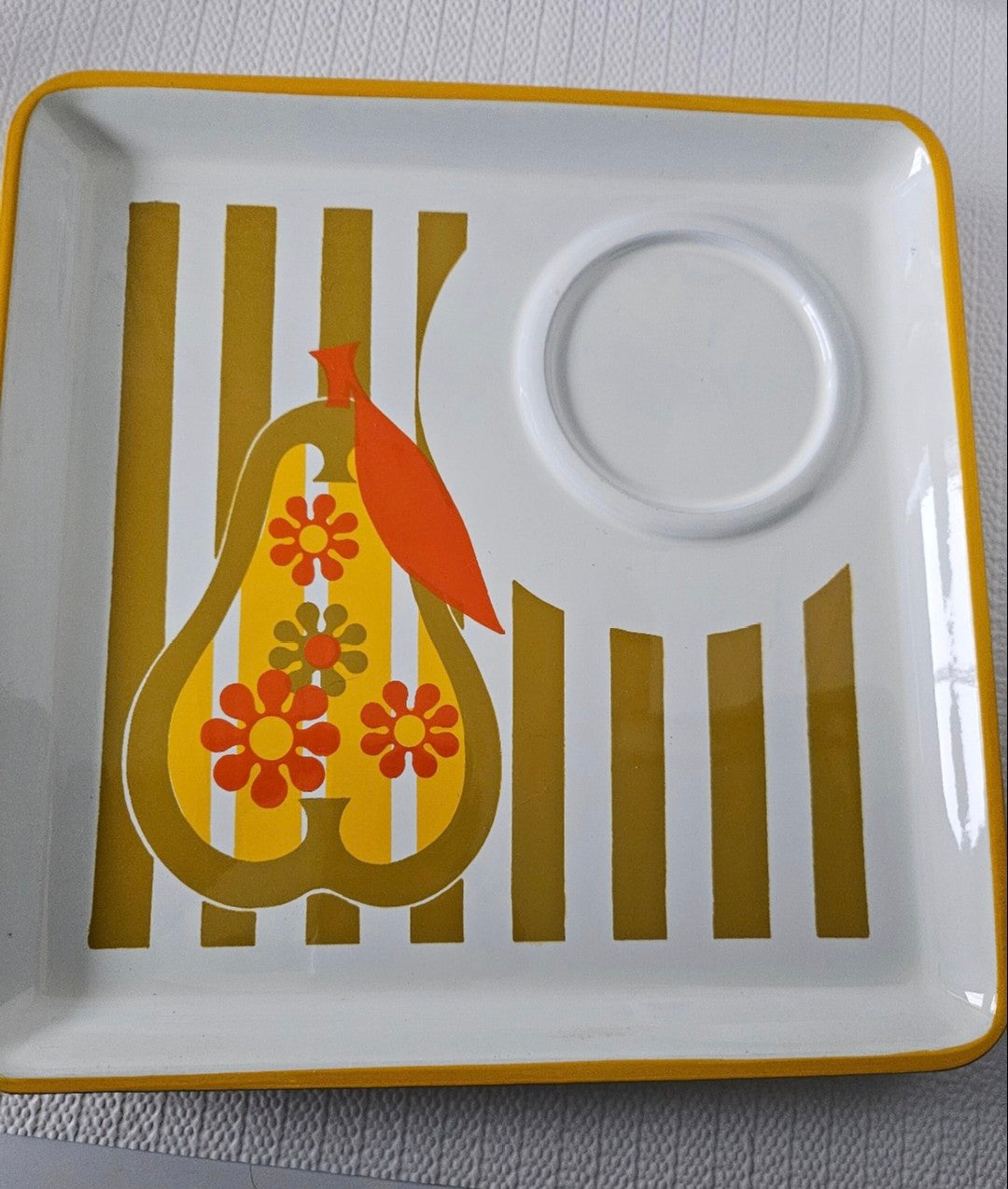 Mid Century Retro Sandwich Snack Plates