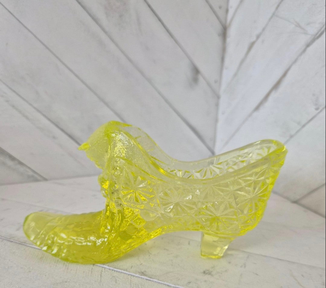 Uranium Fenton Glass Shoe
