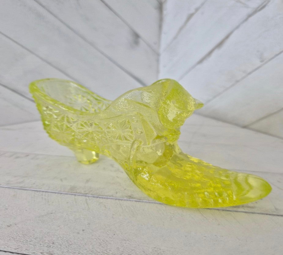Uranium Fenton Glass Shoe