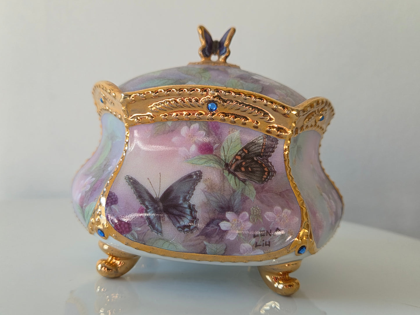 Musical Porcelain Trinket Box - Lena Liu