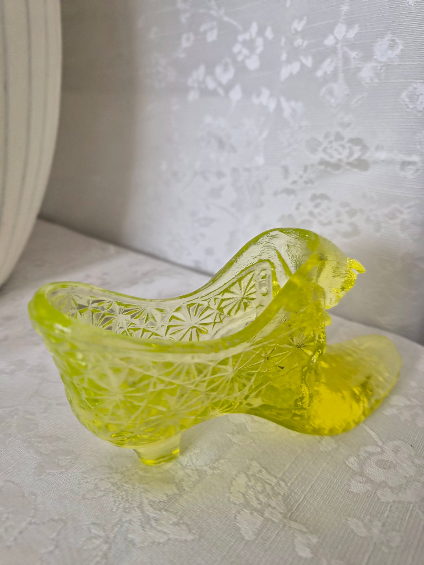 Fenton Yellow Uranium Glass Shoe