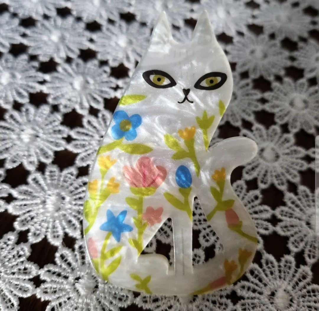 Erstwilder Feline Florescence Brooch