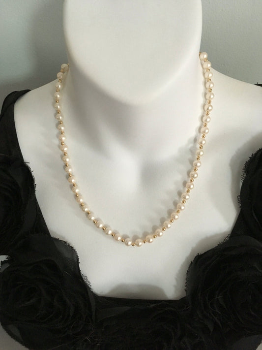 Danbury Mint Pearls and 14K Gold Spacer Necklace