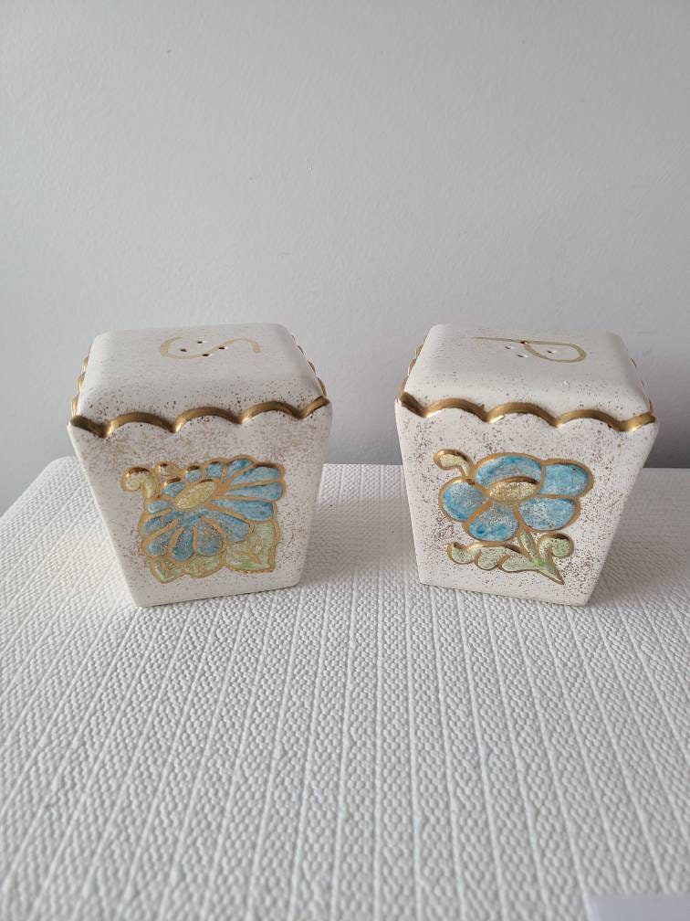 Mid Century Salt and Pepper Decor