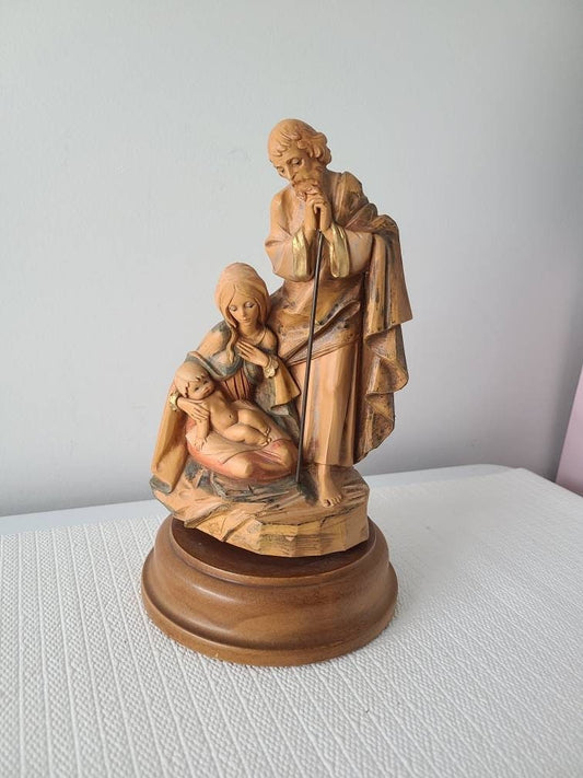 Despose Simonelli Mary, Joseph and Baby Music Box Silent Night