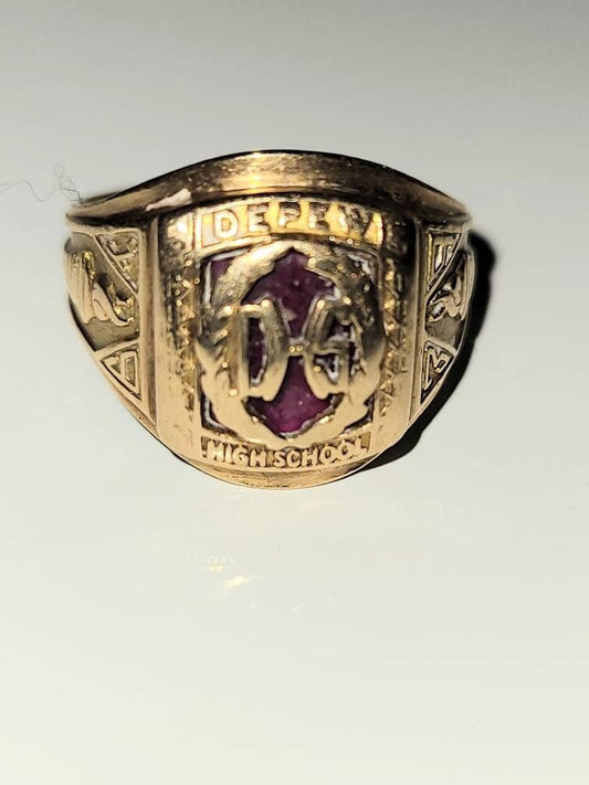1930's 10K Gold Class Ring